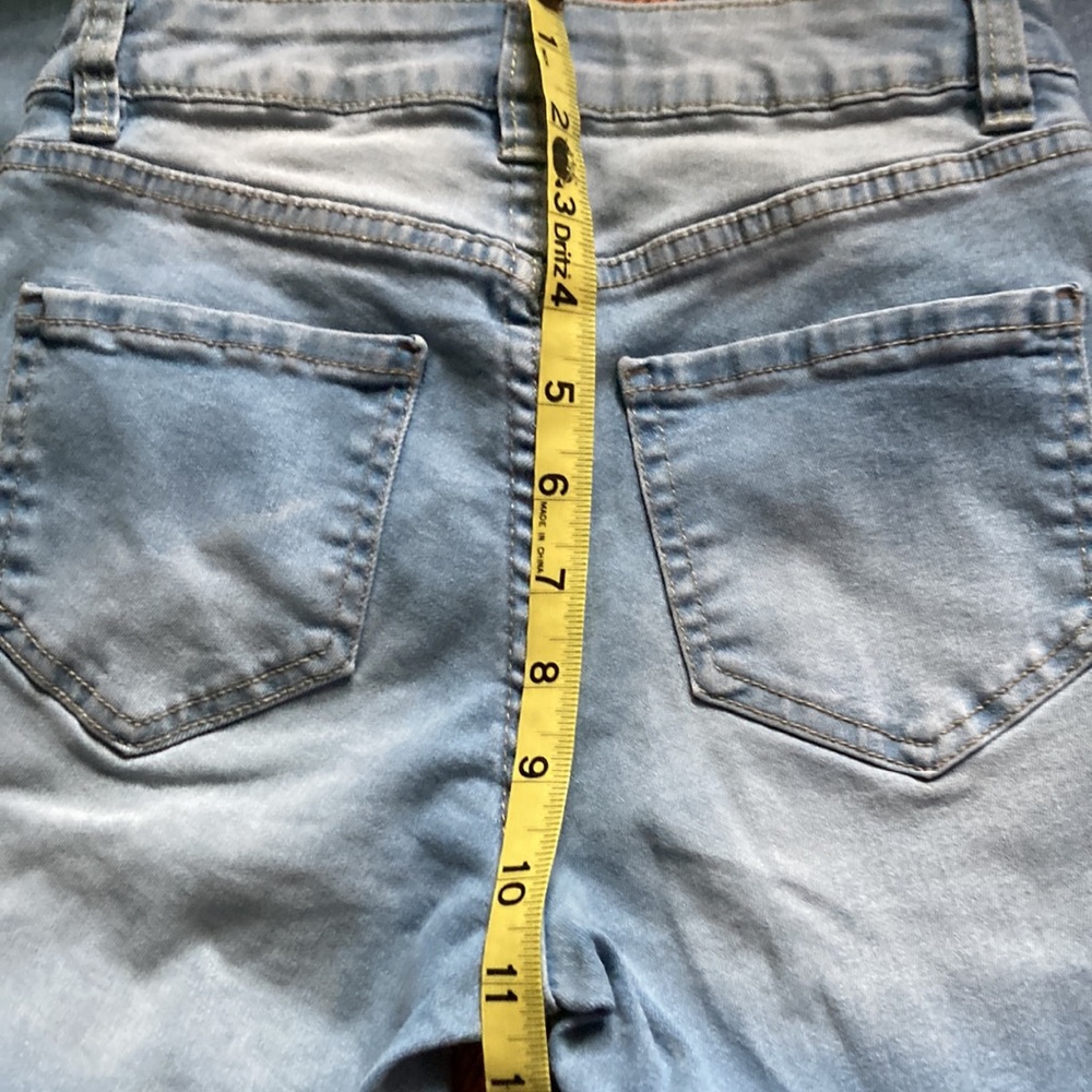 YMI DESIGNED IN LOS ANGELES Flare Jeans size 1/25 - Picture 10 of 11